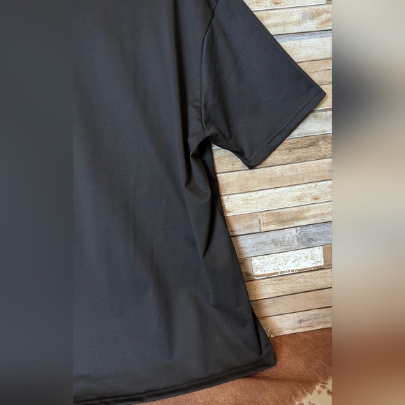 Rock Tee It's Only Rock & Grohl From the Foo Fighters Black Tee New - Picture 15 of 16